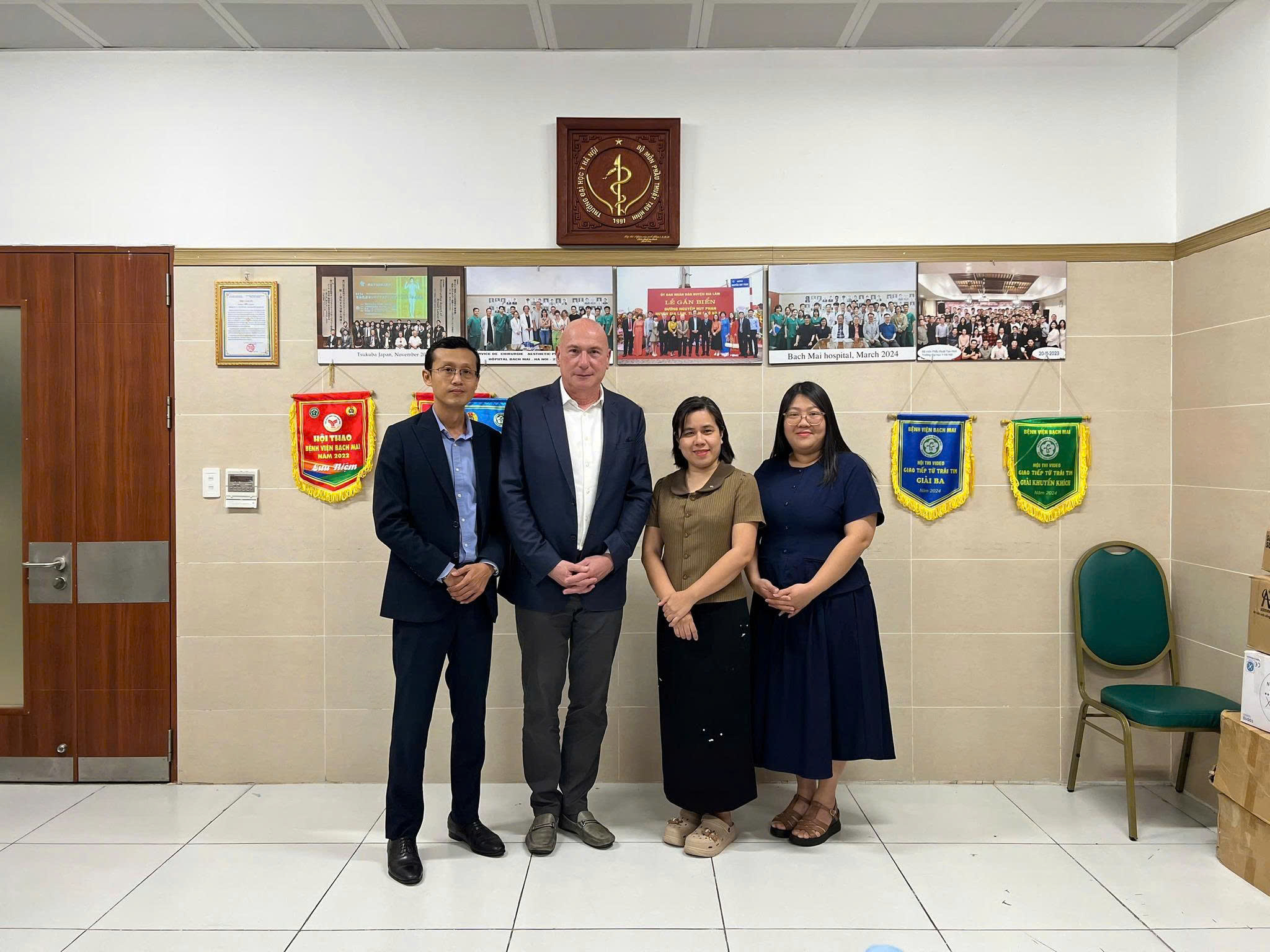 Bệnh Viện Bạch Mai